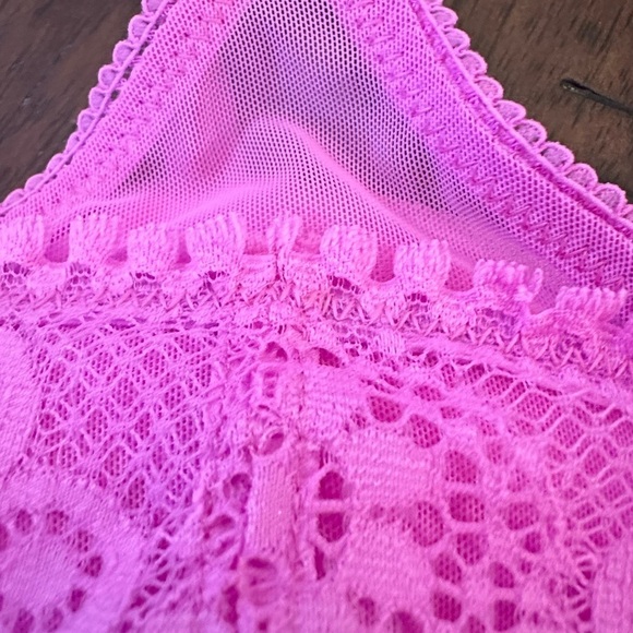 Aerie Real Power Wireless push up bra Joy lace Hot Pink 34A NWT romantic fairy - Picture 4 of 5